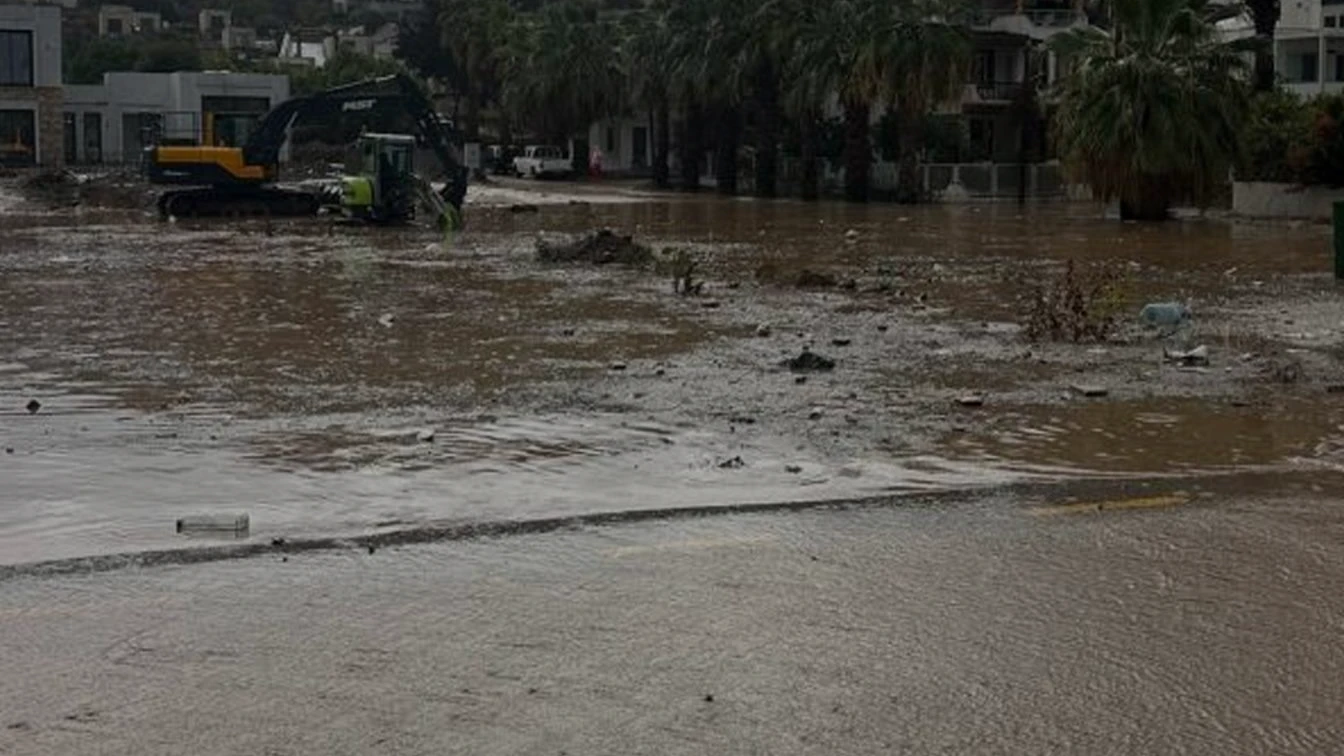 Bodrum’da Sel Felaketi İş Yerlerini Vurdu
