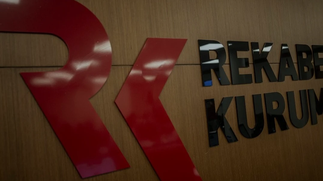 Rekabet Kurumundan 7 Şirkete 1,3 Milyar Liralık İhale Cezası