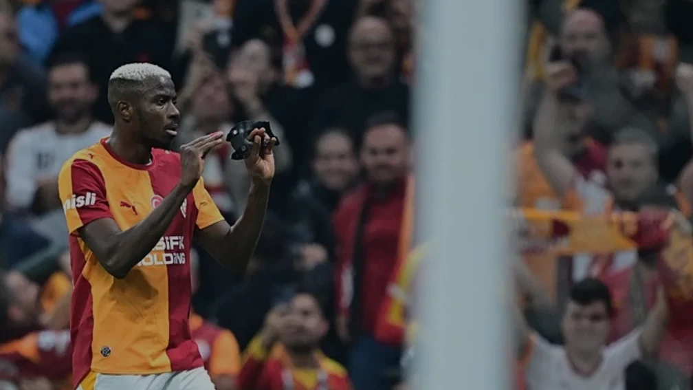 Victor Osimhen Fenerbahçe derbilerinde gol serisini sürdürüyor